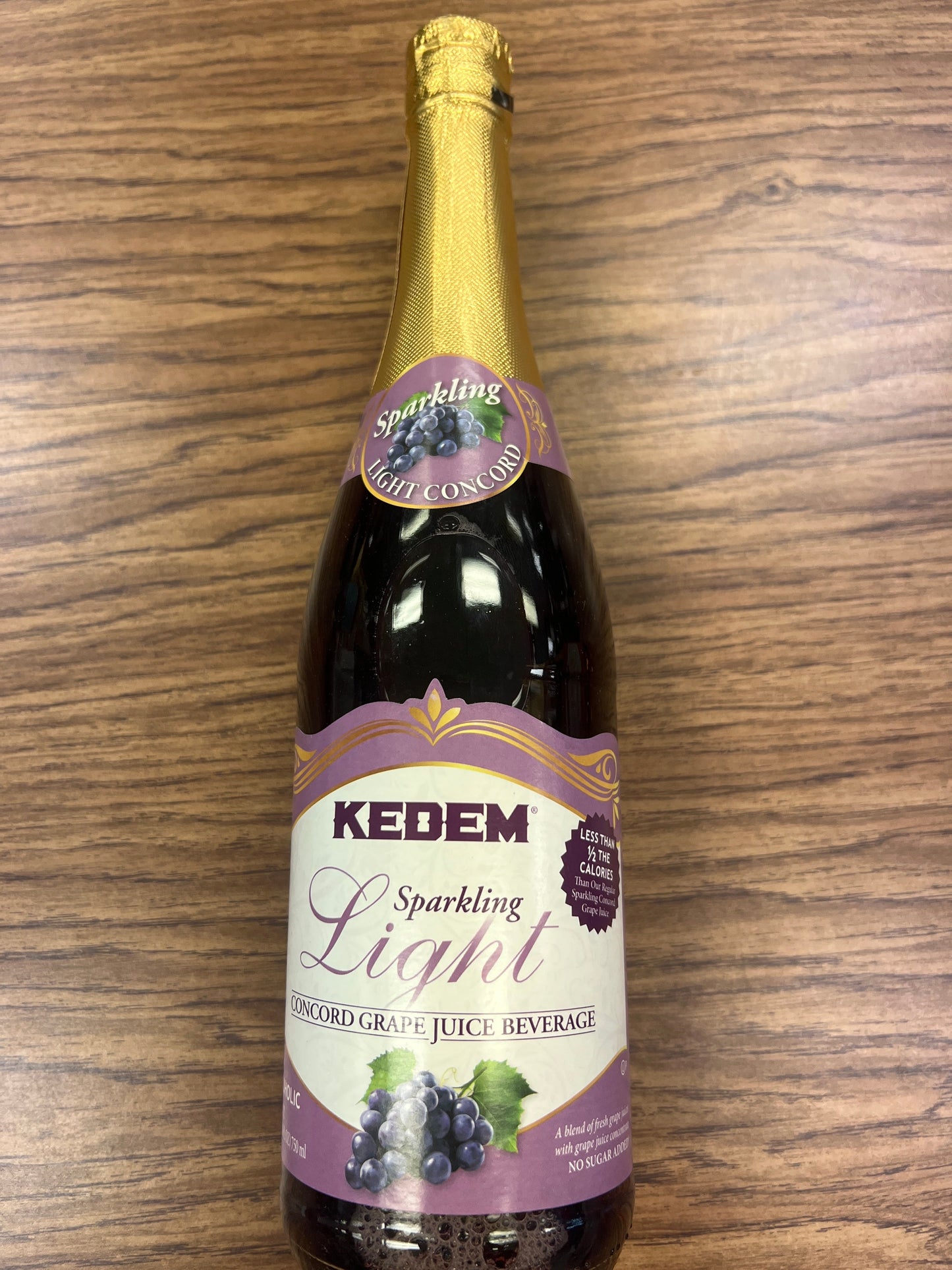 Kedem sparkling light Concord grape juice 25.4oz