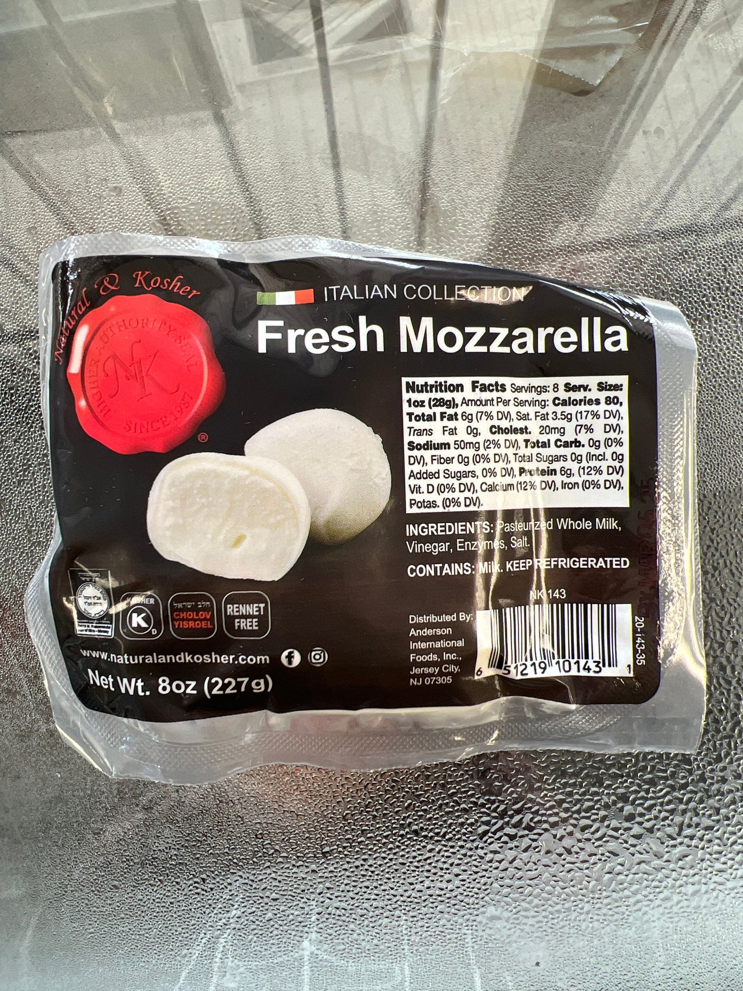 Natural kosher fresh mozzarella ball cheese