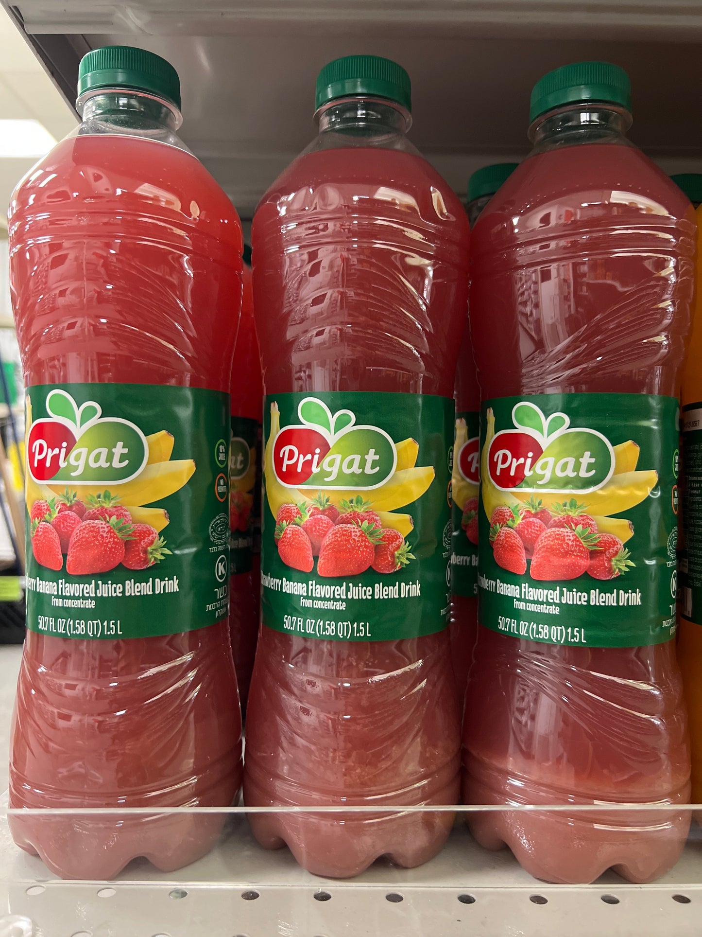 Prigat strawberry banana flavored juice drink 1.5L