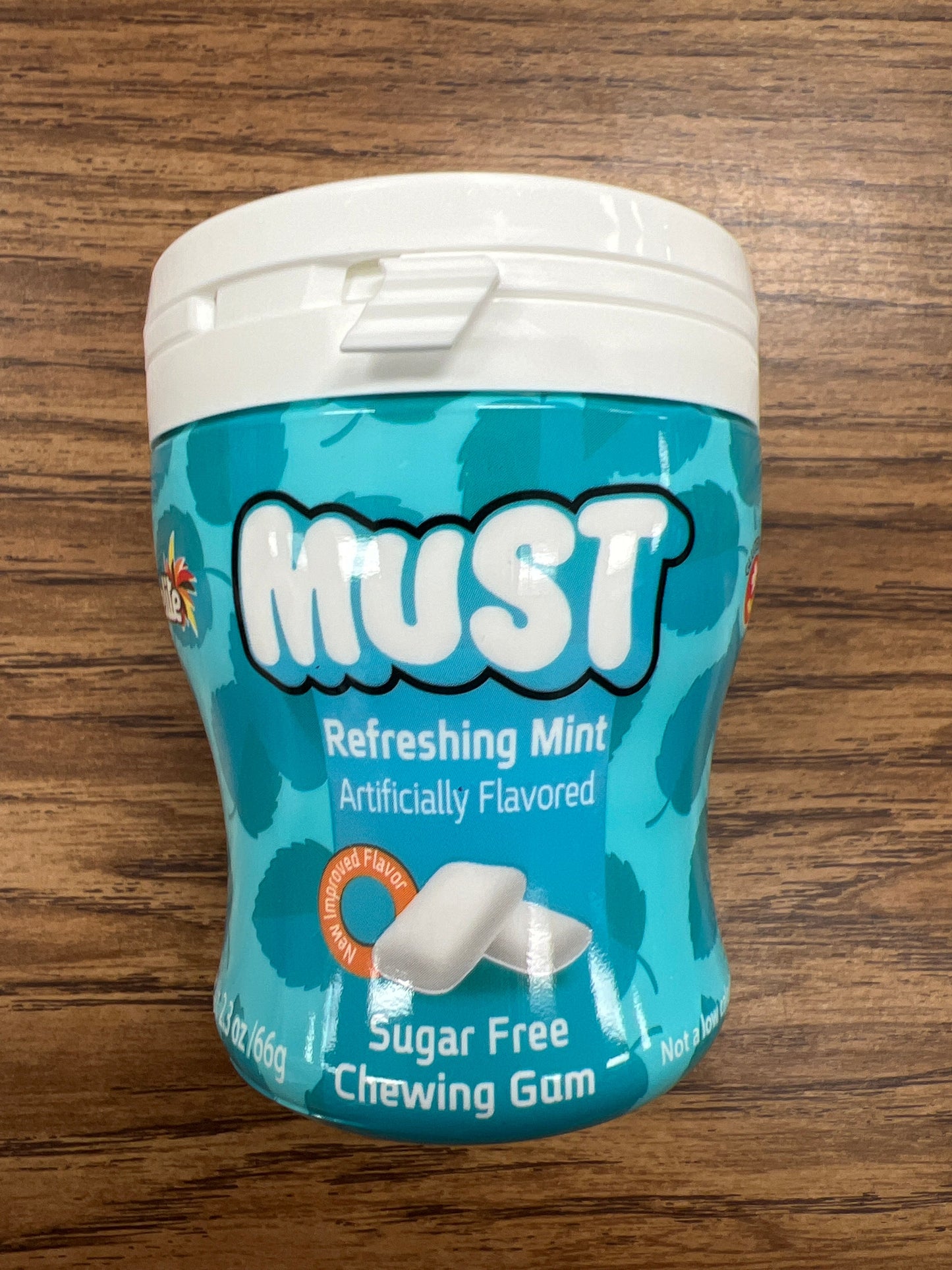 Elite must gum. Refreshing mint. Sugar free