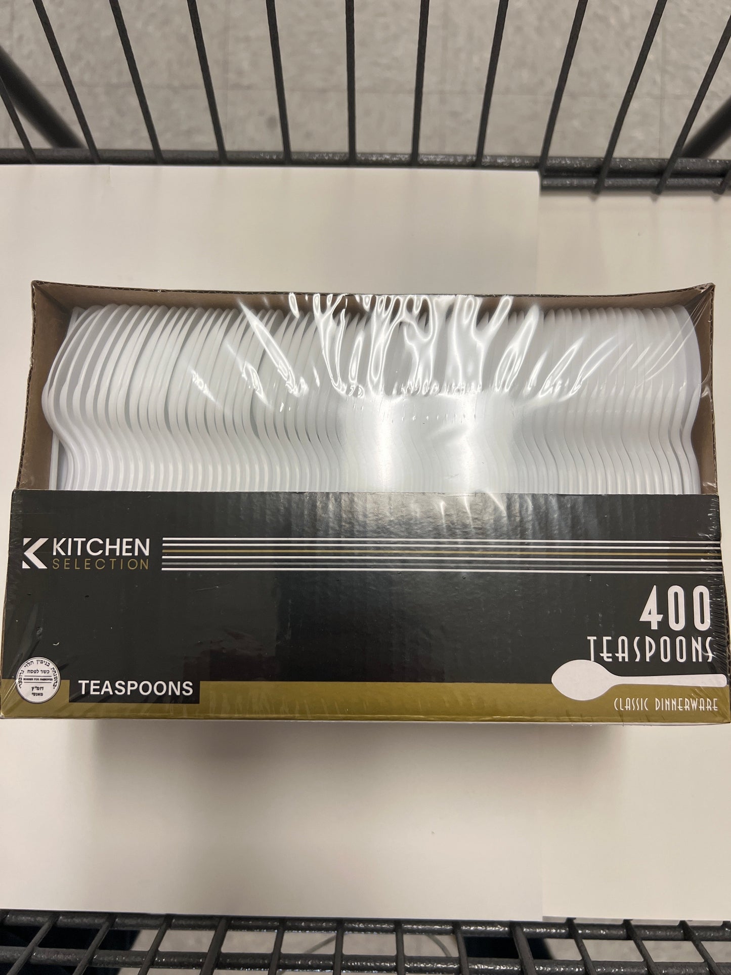 Kitchen selection. White plastic classic dinnerware teaspoons 400ct