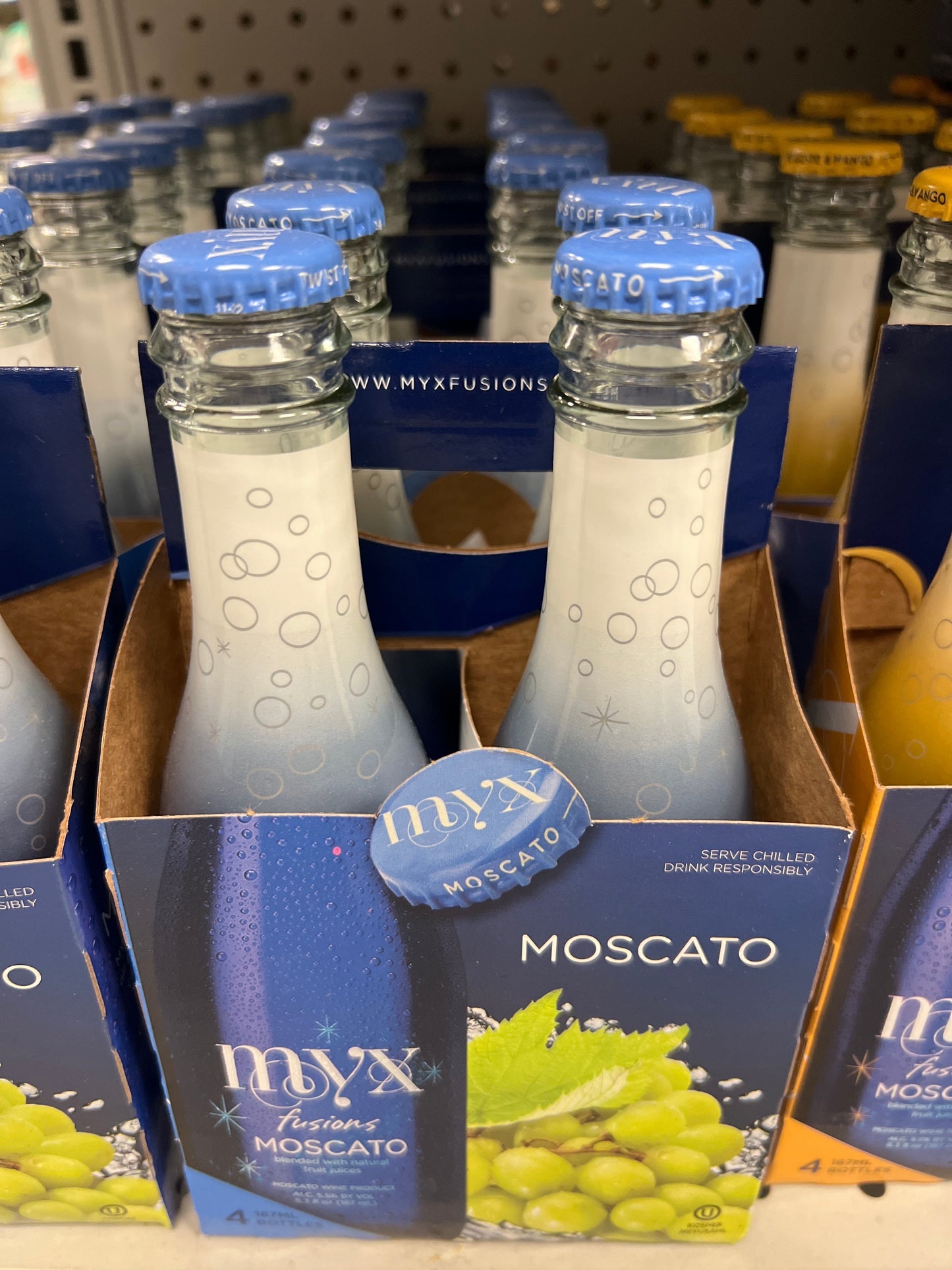Myx Moscato Blended with Natural Fruit Juices Fusions 4 x 187ml Mevushal