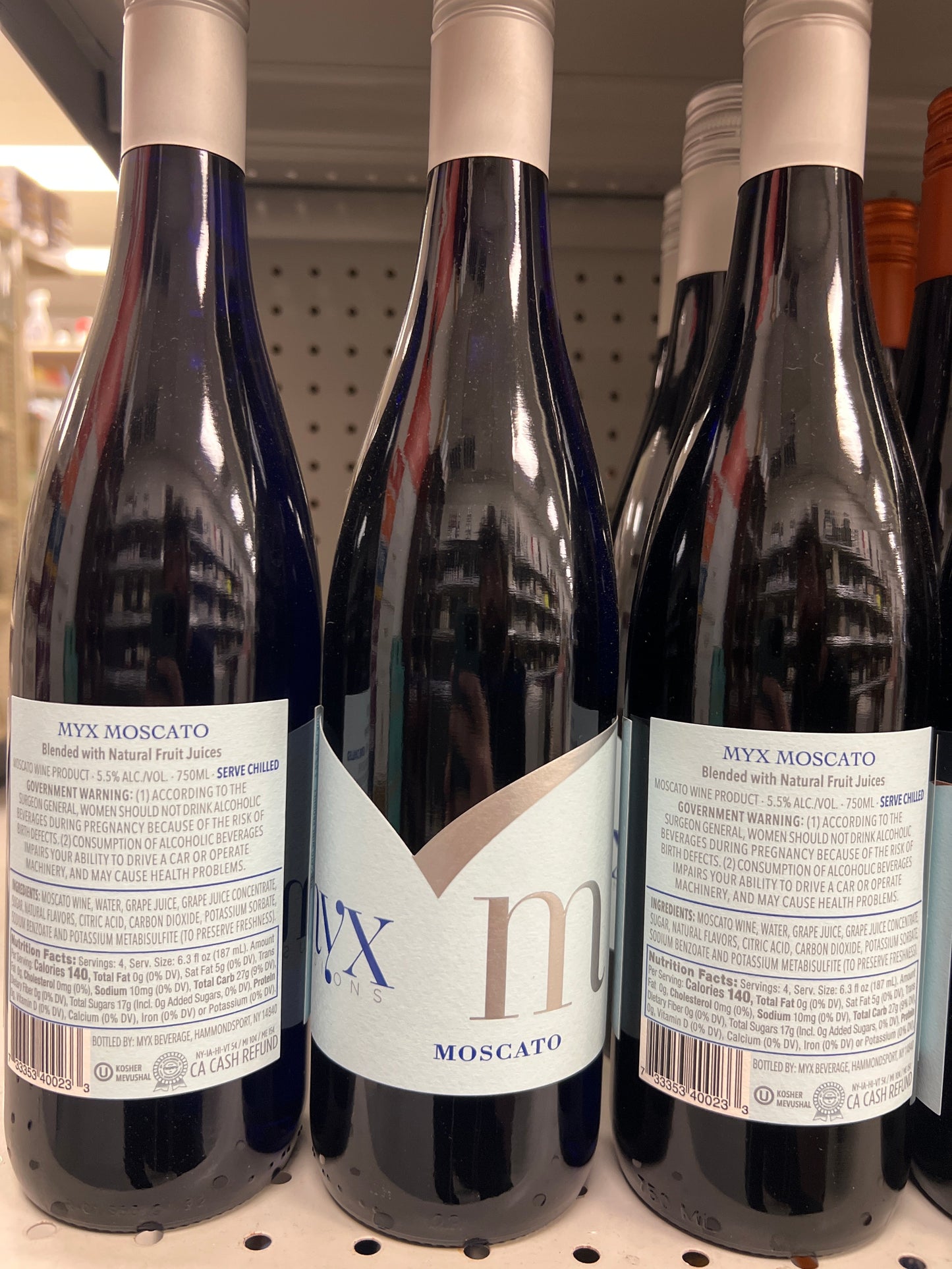 Myx Moscato Blended with Natural Fruit Juices Fusions Mevushal