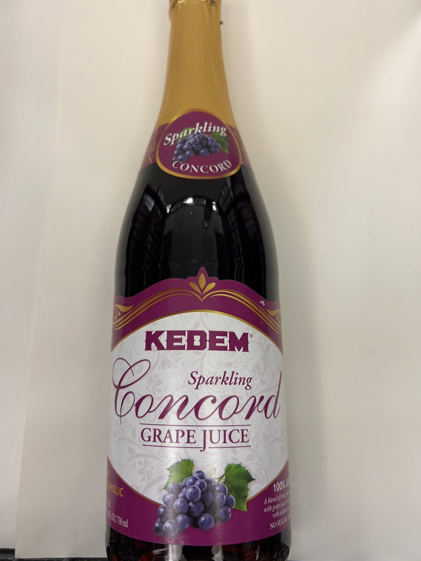 Kedem sparkling Concord grape juice 25oz
