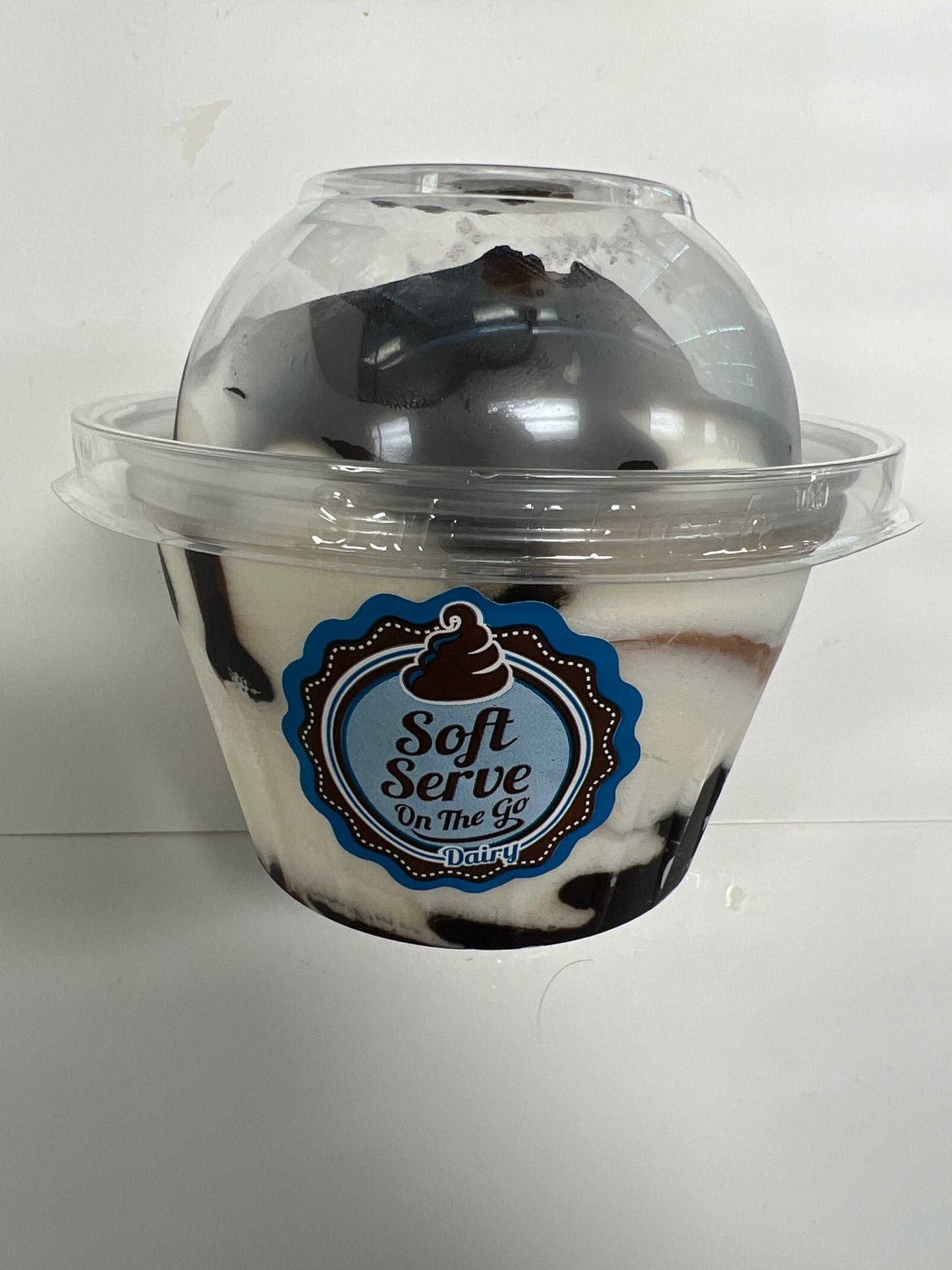 Klein’s soft serve vanilla chocolate cup dairy