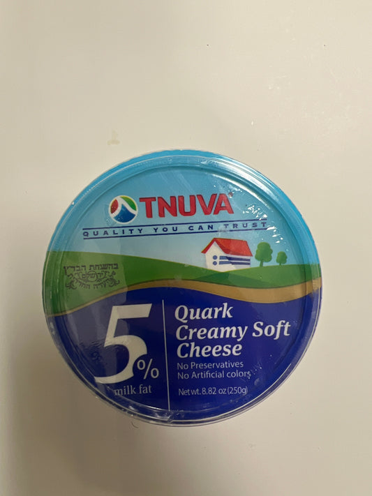 Tnuva 5% quark creamy soft cheese