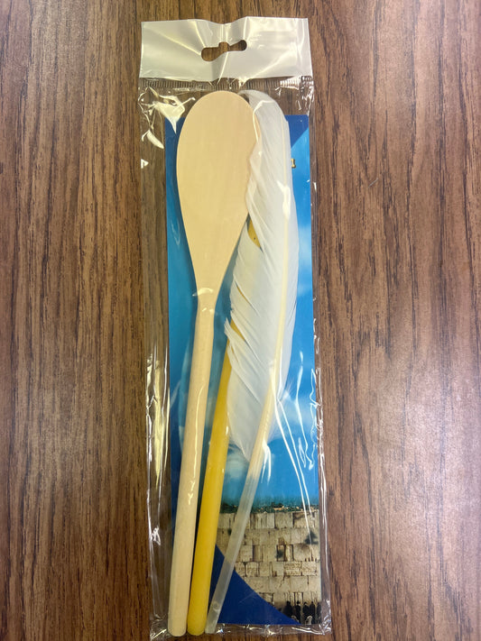 Spoon feather and candle set. Chometz searching kit