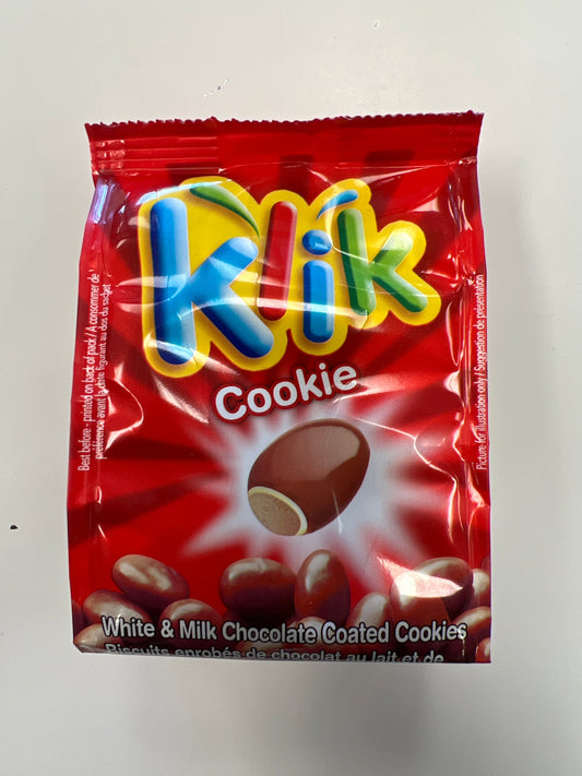 Klik cookie. White and milk chocolate coated cookies