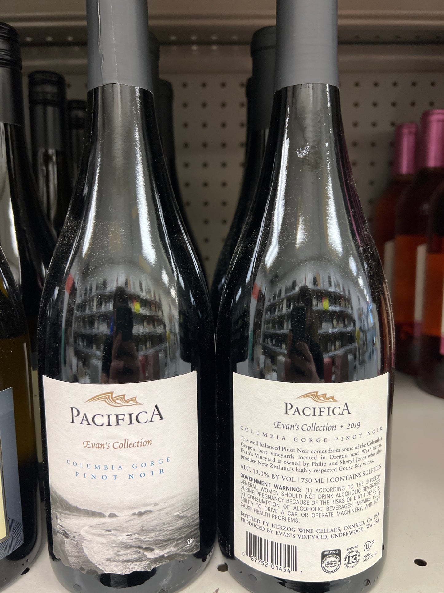 Pacifica Pinot Noir Evan's Collection Columbia Gorge 2019 Non Mevushal