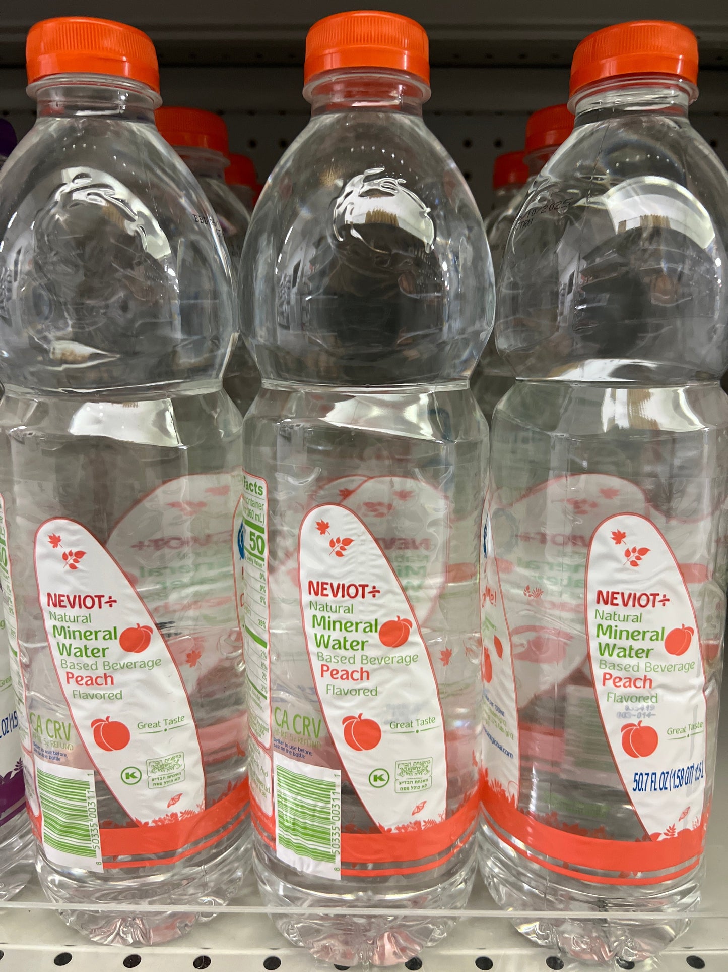 Neviot natural mineral water peach flavored 1.5L