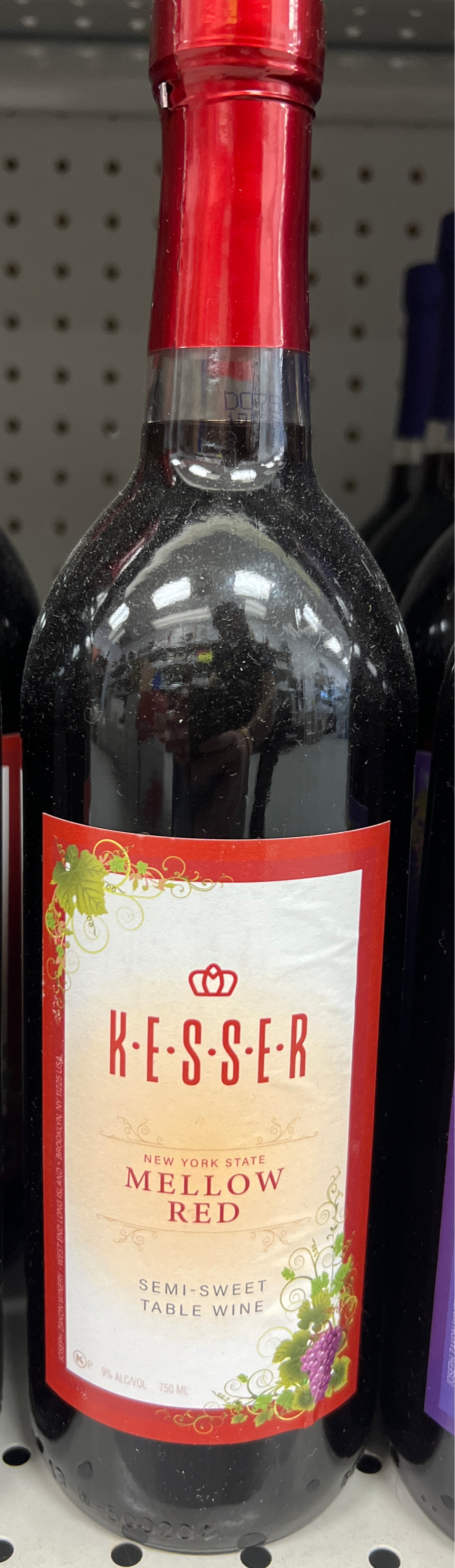 Kesser New York State mellow red semi sweet table wine